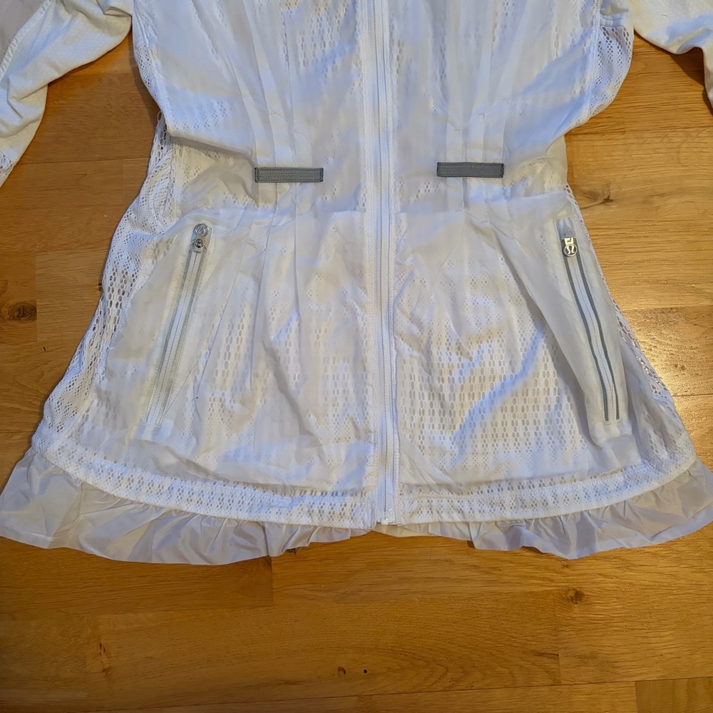 Lululemon Lightweight Wind/ Rain Jacket Sheer Mes… - image 7
